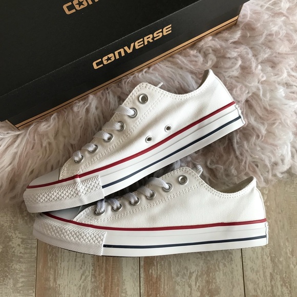 NWT Converse low tops white - Picture 2 of 8